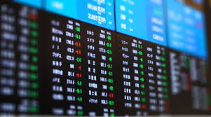 衰退する企業、伸びてくる企業