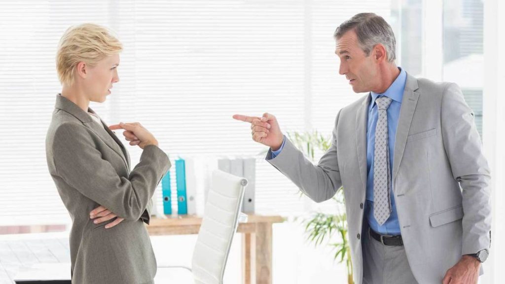 こんな上司には見切りをつけろ!