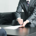 もっと稼ぎたい！フルコミの保険営業に